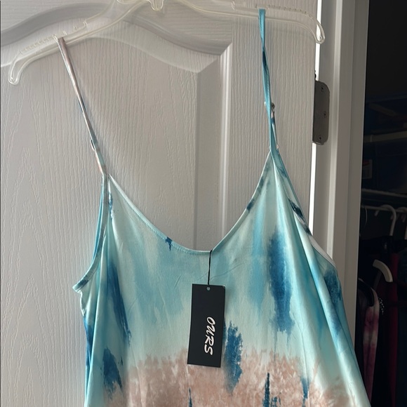 Tie-Dye Maxi Dress - Picture 3 of 11